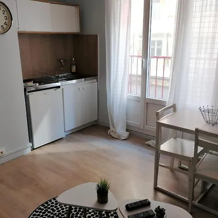 #j7 The Maginot Caserne De Bonne Apartment *