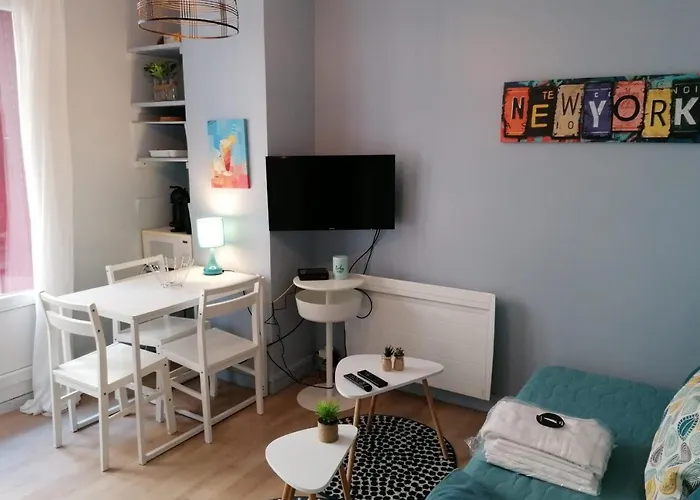 #j7 The Maginot Caserne De Bonne דירה *